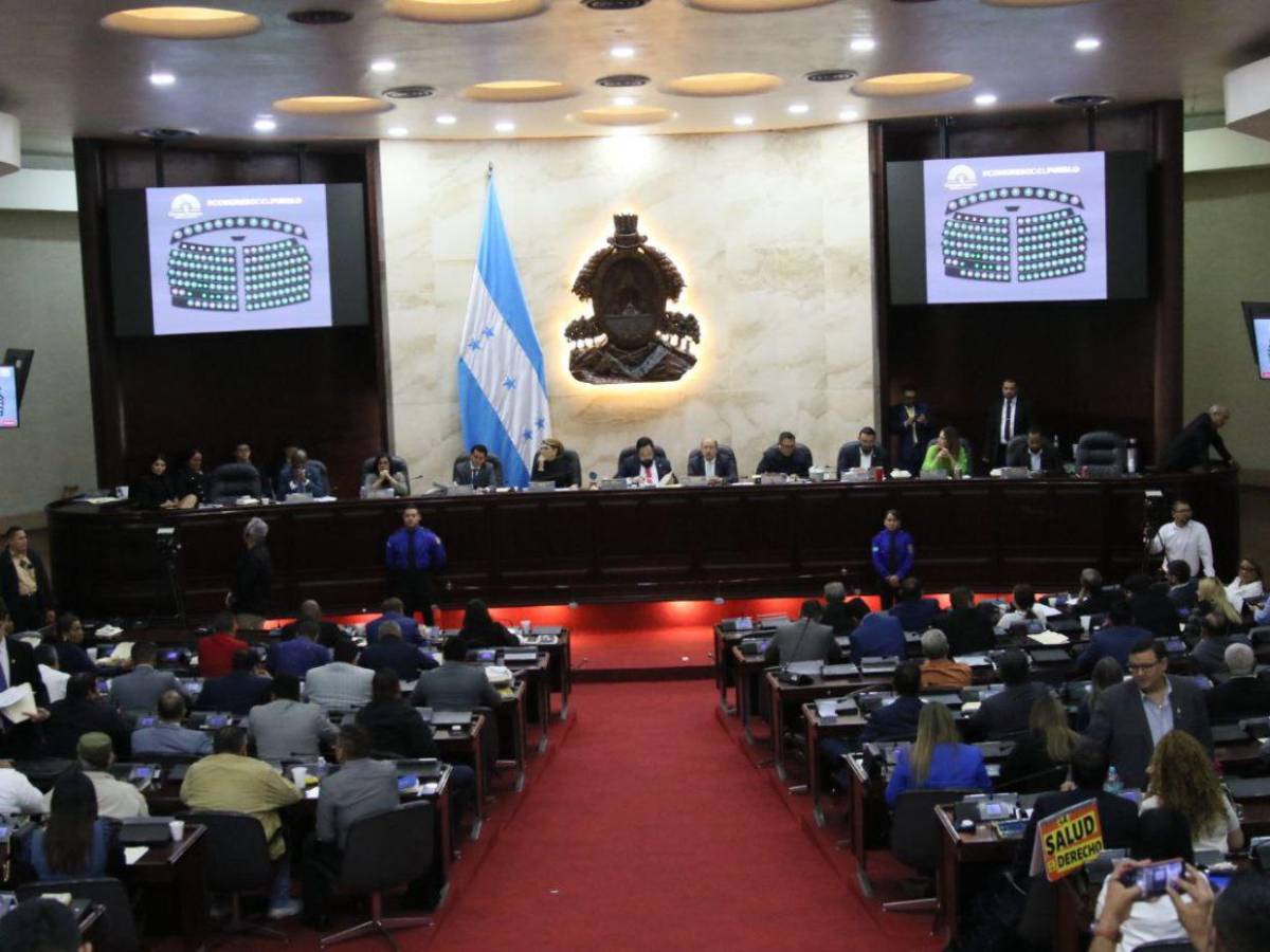 ¿Cuántos diputados se eligen por departamento en las elecciones generales de Honduras?