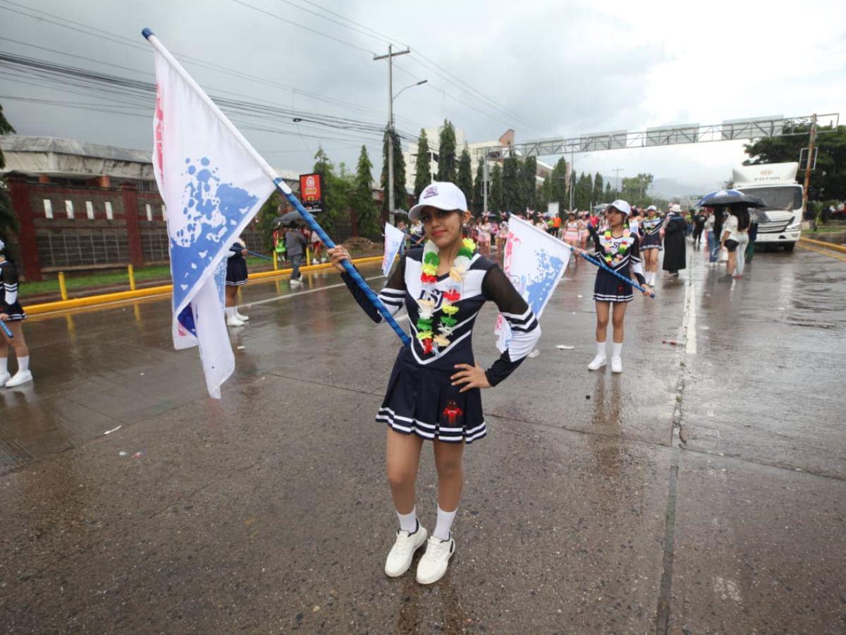 Tegucigalpa celebra 447 años con carnaval, música y alegría: así se vive el ambiente