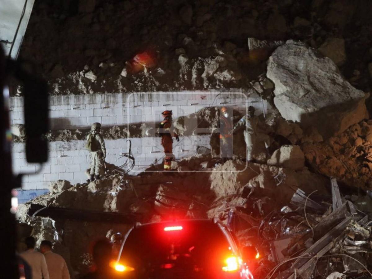 Dos días y dos noches duró la búsqueda de última víctima del derrumbe en anillo periférico