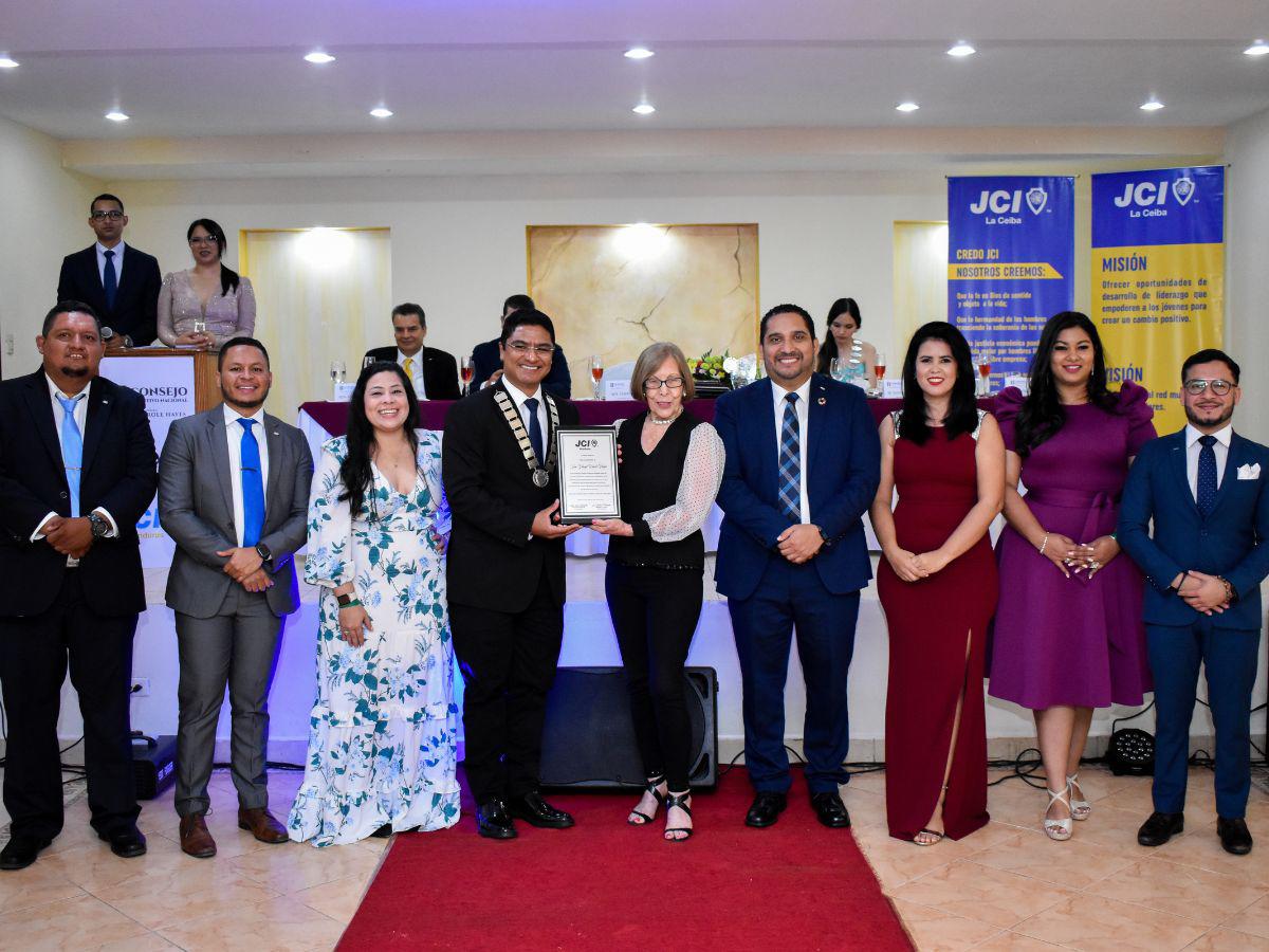JCI Honduras realiza su consejo ejecutivo y entrega reconocimientos