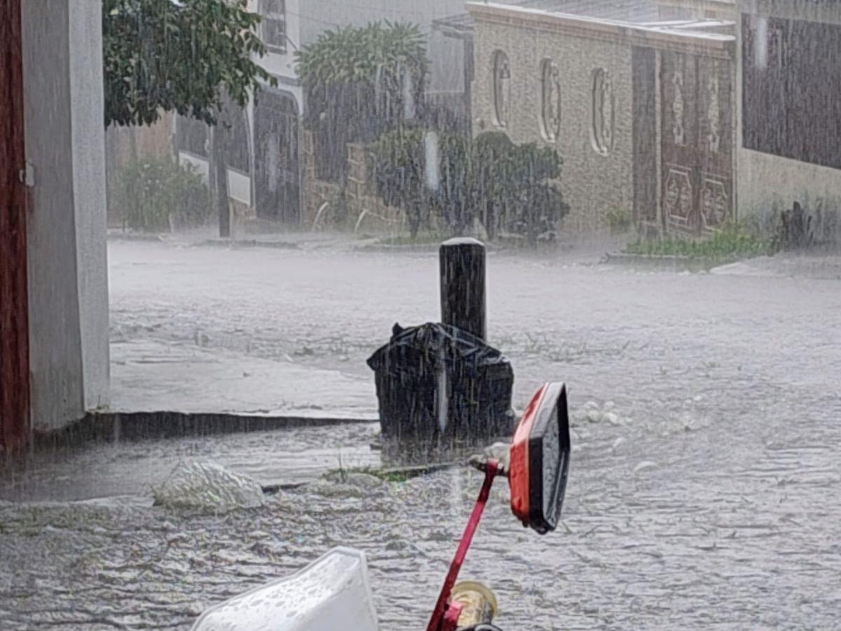 Las imágenes de las intensas lluvias que azotan la capital