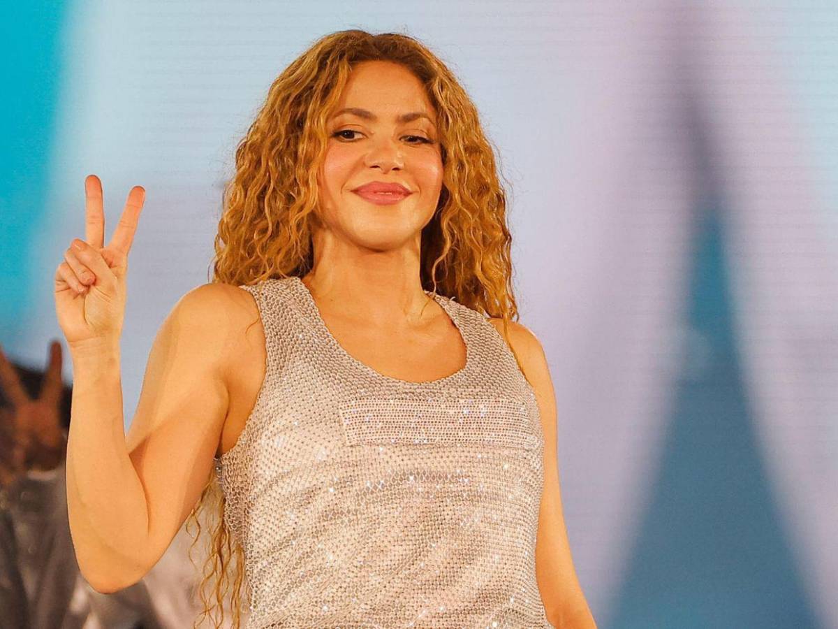 Shakira desata euforia en Buenos Aires, tras siete años de espera