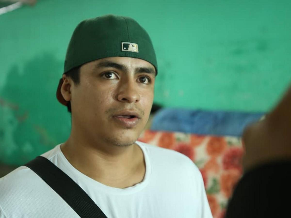 Con colchonetas en el piso:  familias albergadas en centro comunal de colonia Ramón Amaya Amador