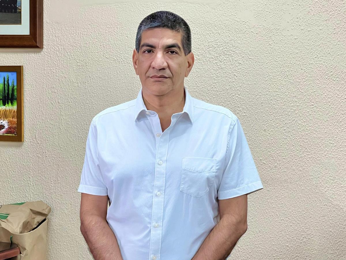 Edwin Argueta, Gerente General de Cenosa, comparte el orgullo de la empresa al ser el principal productor de cemento en Honduras