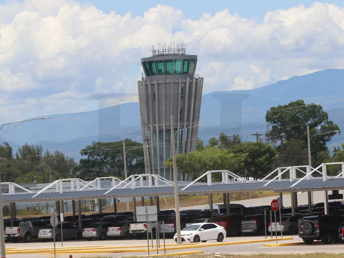 Pilotos aterrizan de forma visual en Palmerola, incluso de noche, debido a obras inactivas
