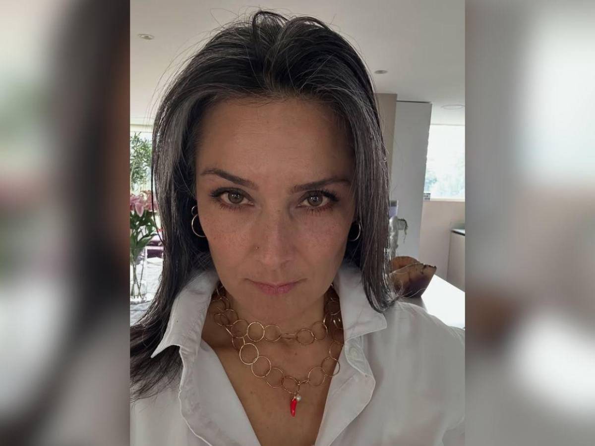 Presentadora colombiana celebra boda consigo misma y apuesta por el amor propio