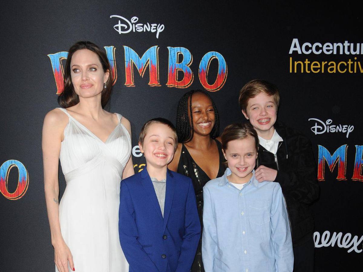 Shiloh, hija de Angelina Jolie y Brad Pitt, estrena nombre y lanza carrera artística