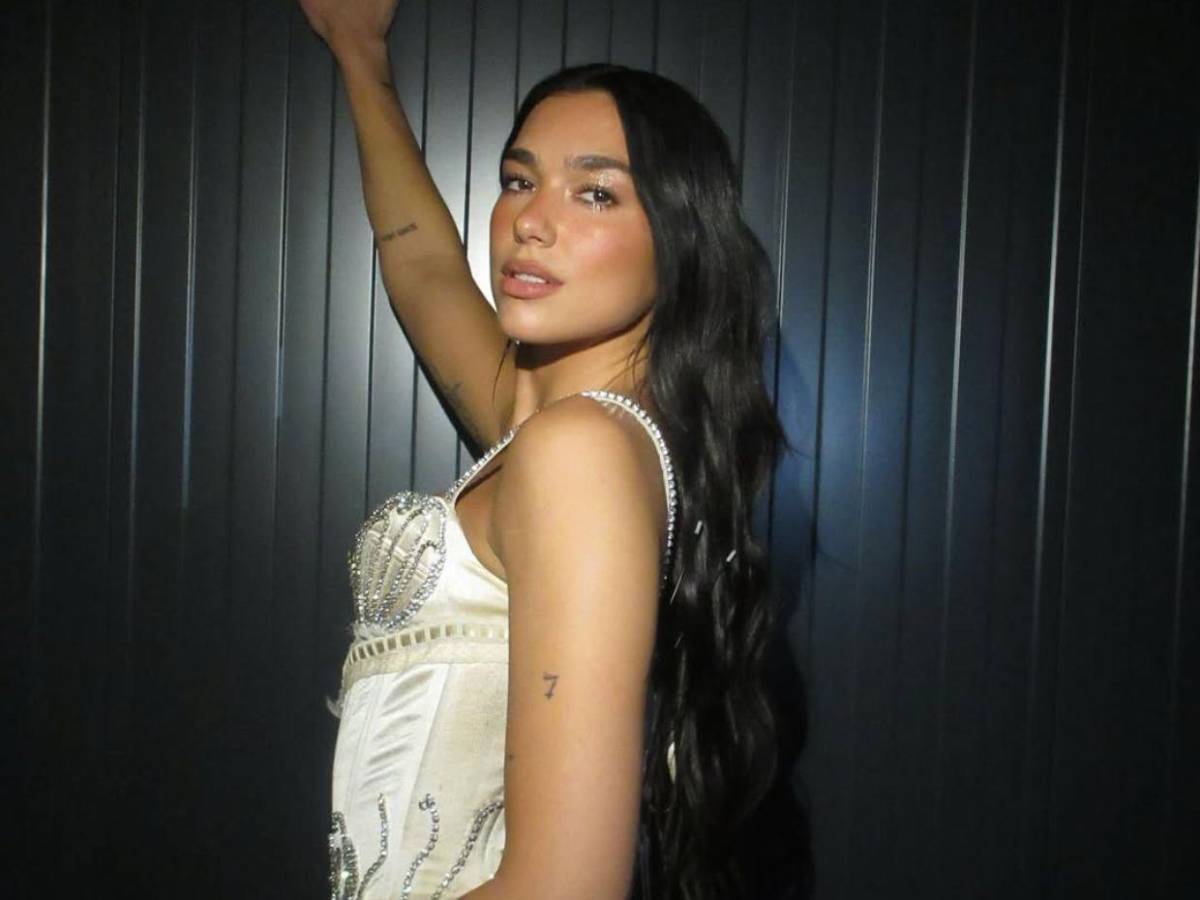 Dua Lipa llega a los 30: así celebró la artista británica su cumpleaños