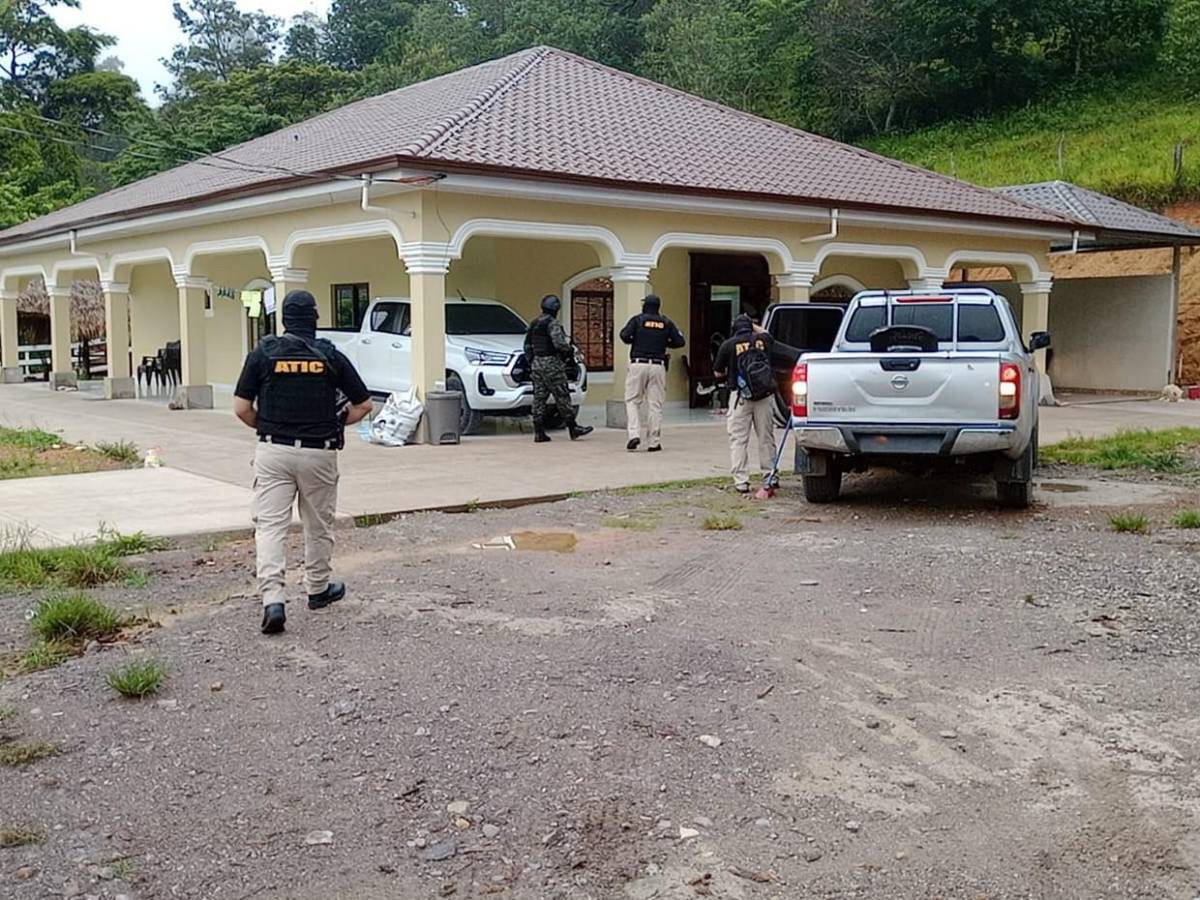 Por tráfico de drogas y armas realizan 10 allanamientos en Florida, Copán
