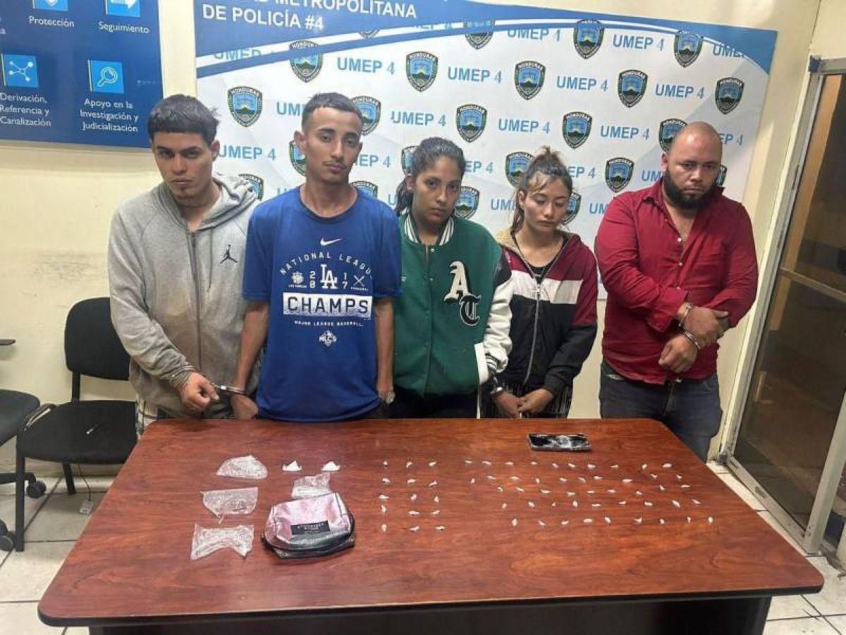 Los cinco integrantes de la Pandilla 18 detenidos el lunes 24 de junio en las cercanías donde se hallaron los cadáveres de los jóvenes.