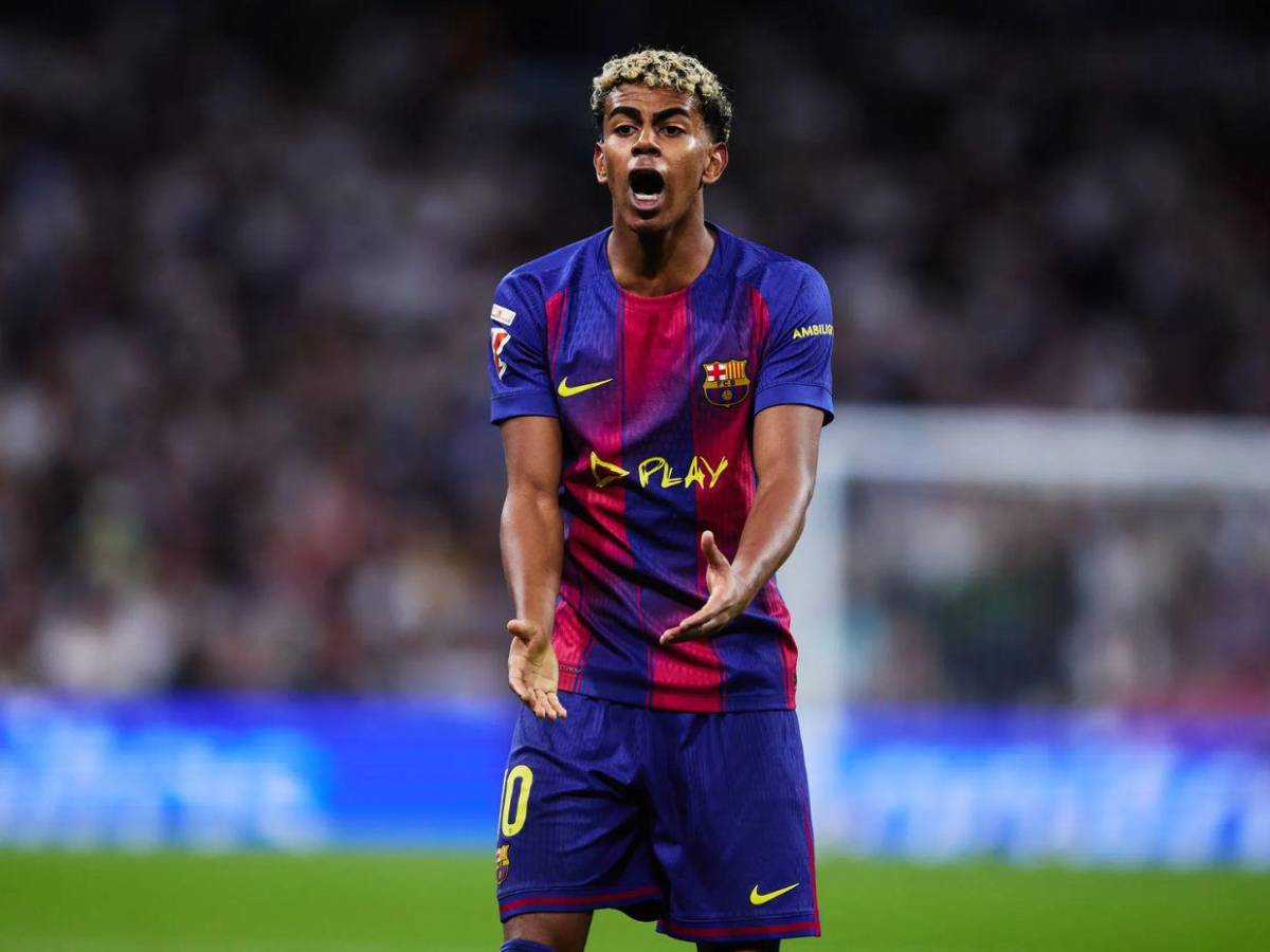 Hansi Flick con artillería pesada: Posible alineación titular ante el Chelsea