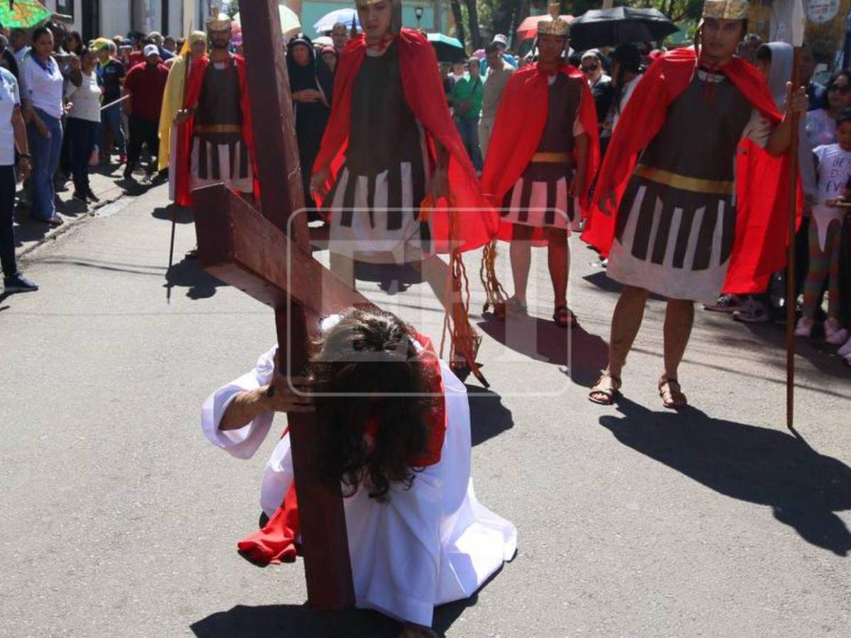 EN FOTOS: Las escenas que marcaron el Viernes Santo en Tegucigalpa