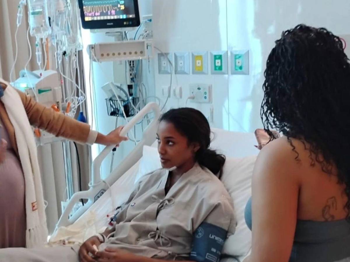 La caída que casi le cuesta la vida: Miss Jamaica demanda a Miss Universo