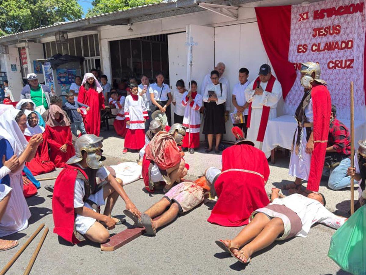 Vía Crucis católico de Choluteca lleno de fe, tradición y devoción Vía Crucis católico de Choluteca lleno de fe, tradición y devoción