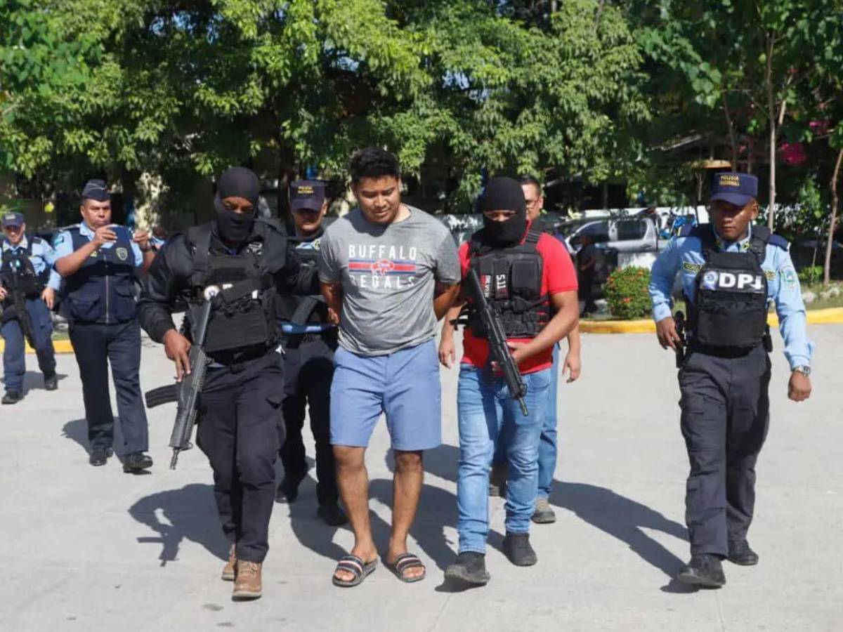 Sospechoso de asesinar a El Pollo estaba encargado de almacenar las armas usadas en masacre