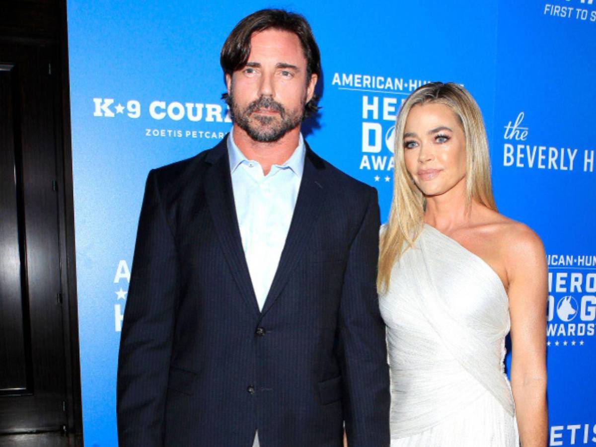 Denise Richards exige pensión conyugal y Aaron Phypers asegura no tener ingresos