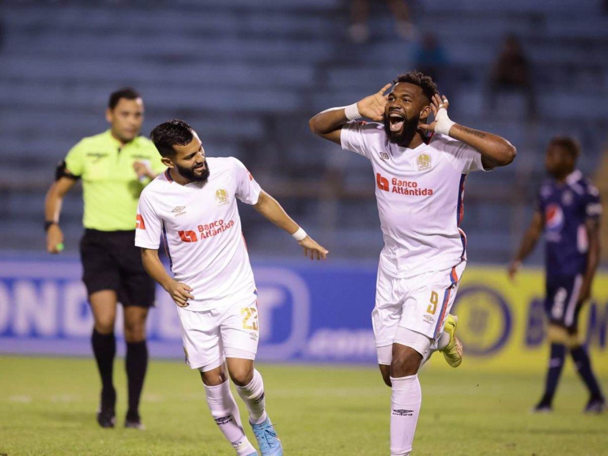 Jorge Benguché parece retomar la confianza y esta noche dejó una gran actuación en el clásico frente a Motagua.