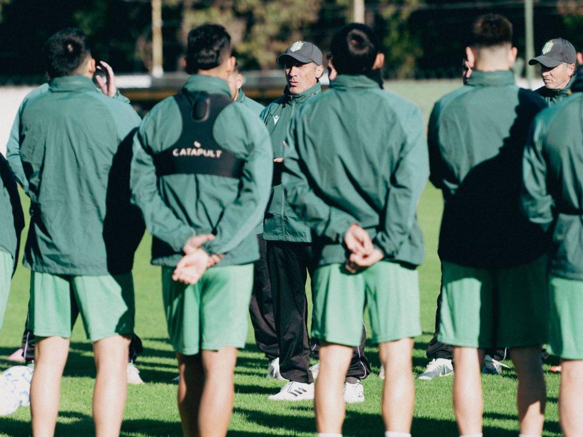 Troglio revela cosas nunca antes dichas sobre Surinam y el castigo que les dieron