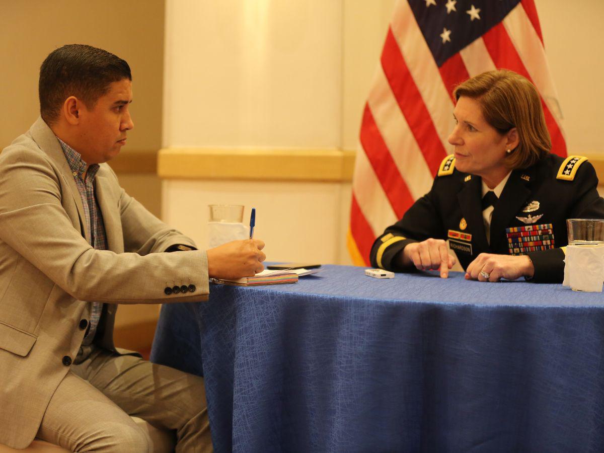 Laura Richardson: China busca controlar las redes 5G para espionaje y uso militar