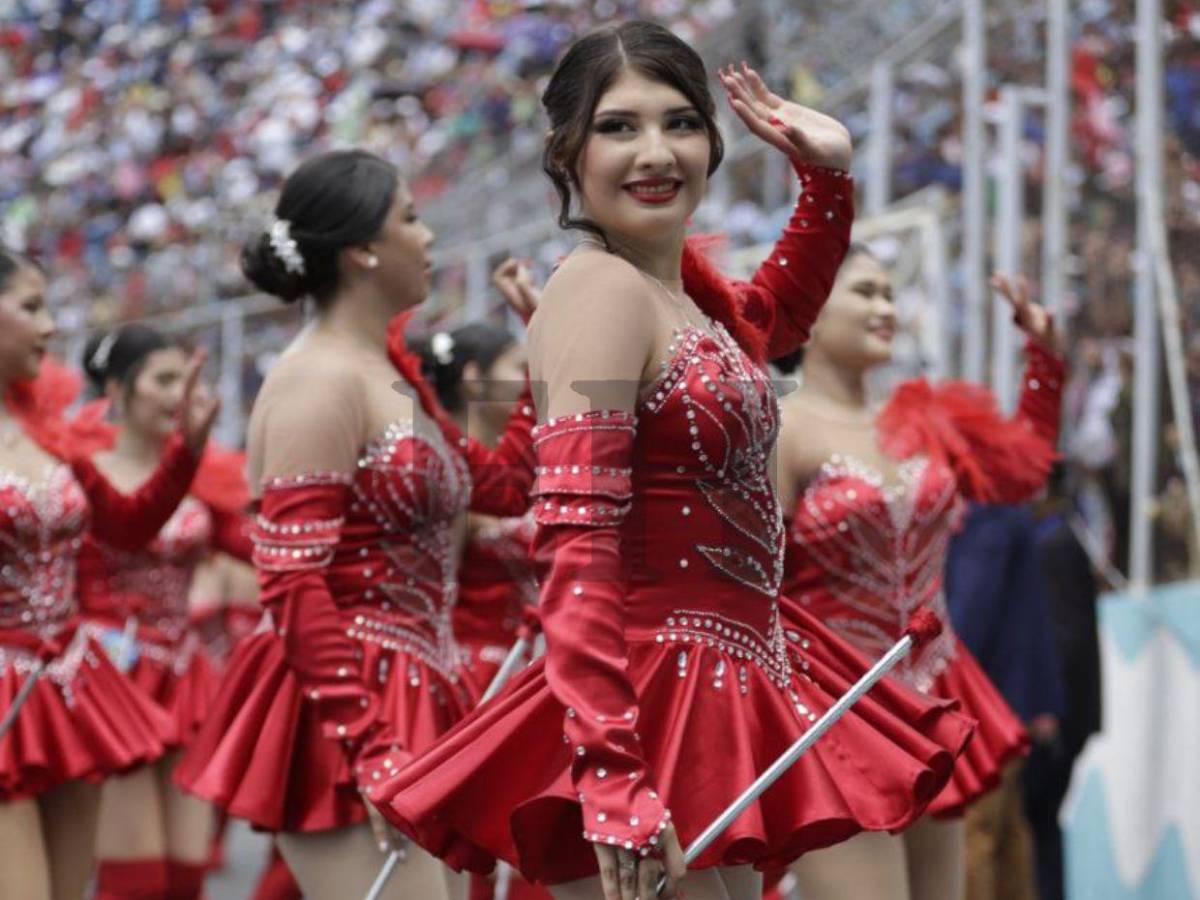 Alejandra Borjas Cubas, el encantador rostro del Hibueras en los desfiles 2025