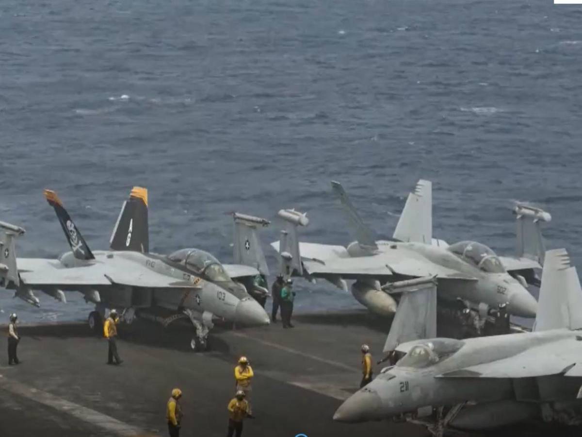 EEUU atacó a Irán de nuevo: Despliegan más de 20 buques de guerra en Oriente Medio