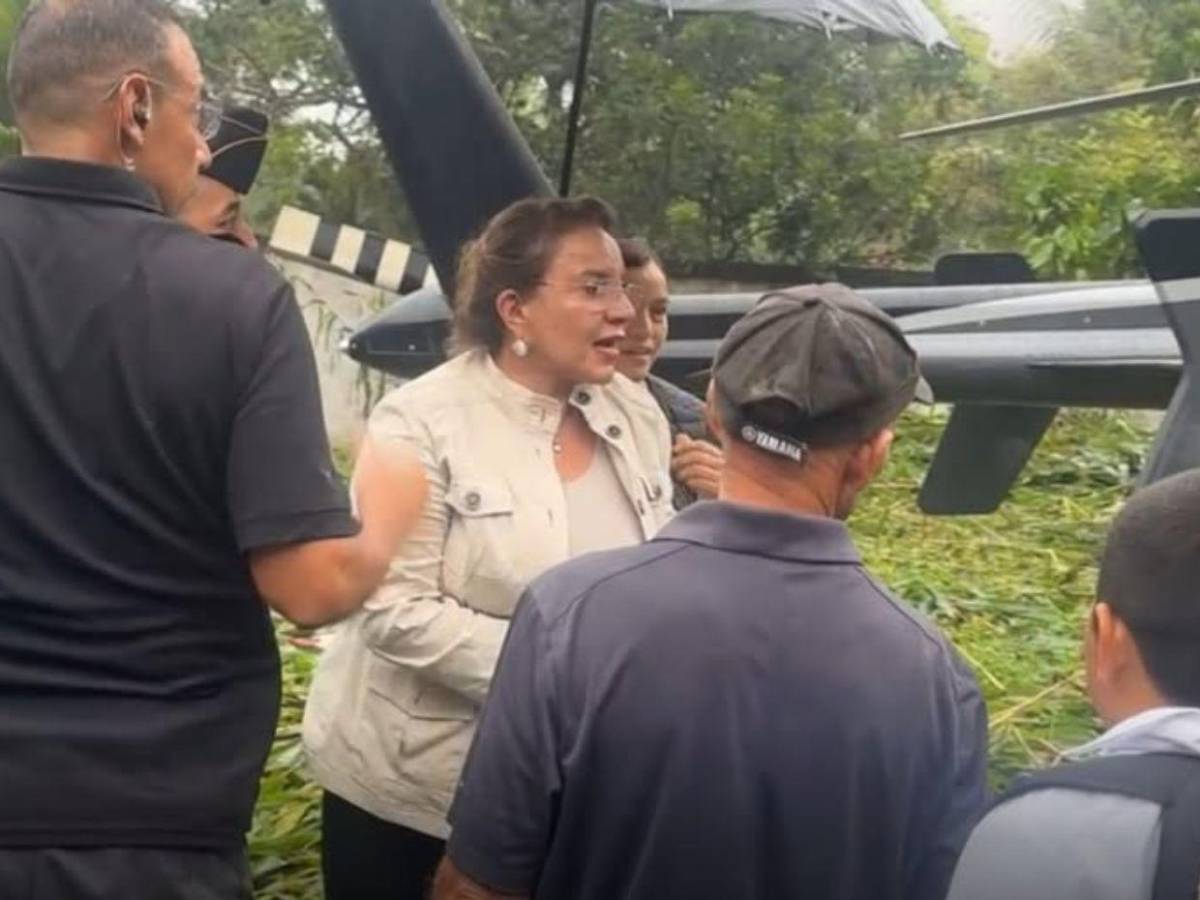 Aterrizaje forzoso en Cortés: el momento exacto en que Xiomara Castro baja del helicóptero