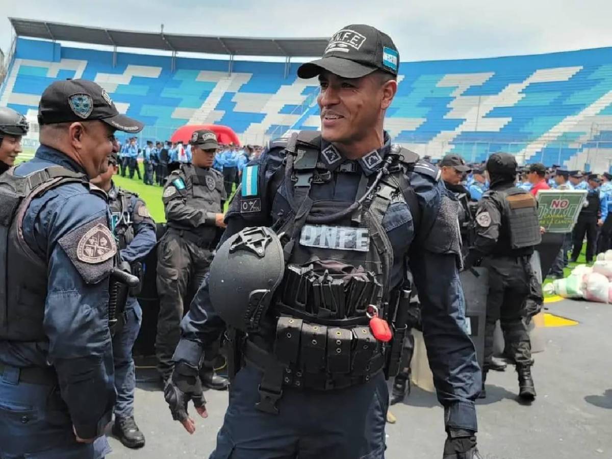 Jugador hondureño se retira en pleno torneo para unirse a la Policía Nacional: Su nueva vida