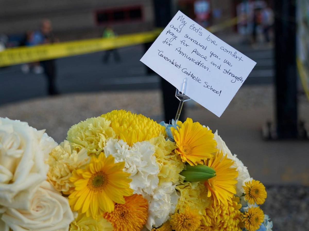 “Mi amigo me salvó”: niño cuenta cómo sobrevivió al tiroteo en escuela de Minneapolis
