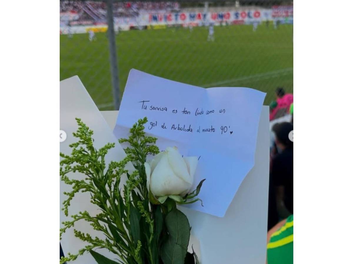 He recibido piropos de futbolistas, prefiero evitarlos porque son casados