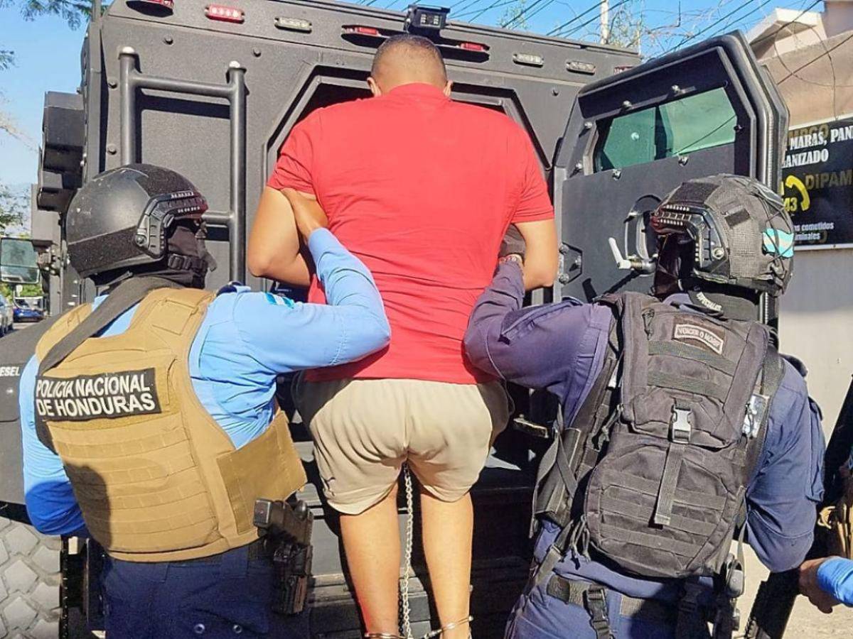 Mario Fúnez, exmilitar que habría robado carro que vendía la pareja de ingenieros