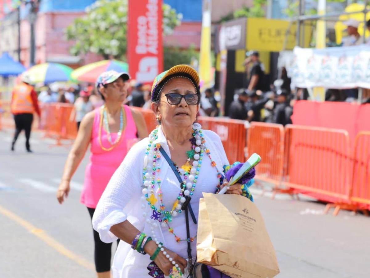 Belleza ceibeña, ambiente colorido y sorpresas: así se vive el cierre de la Feria Isidra 2026