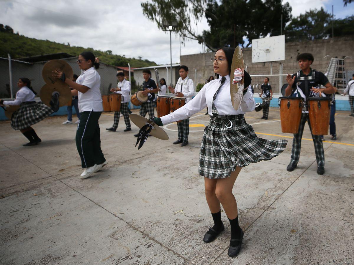 Ritmo y pasión: la banda del Instituto Adriana de Valerio lista para deslumbrar