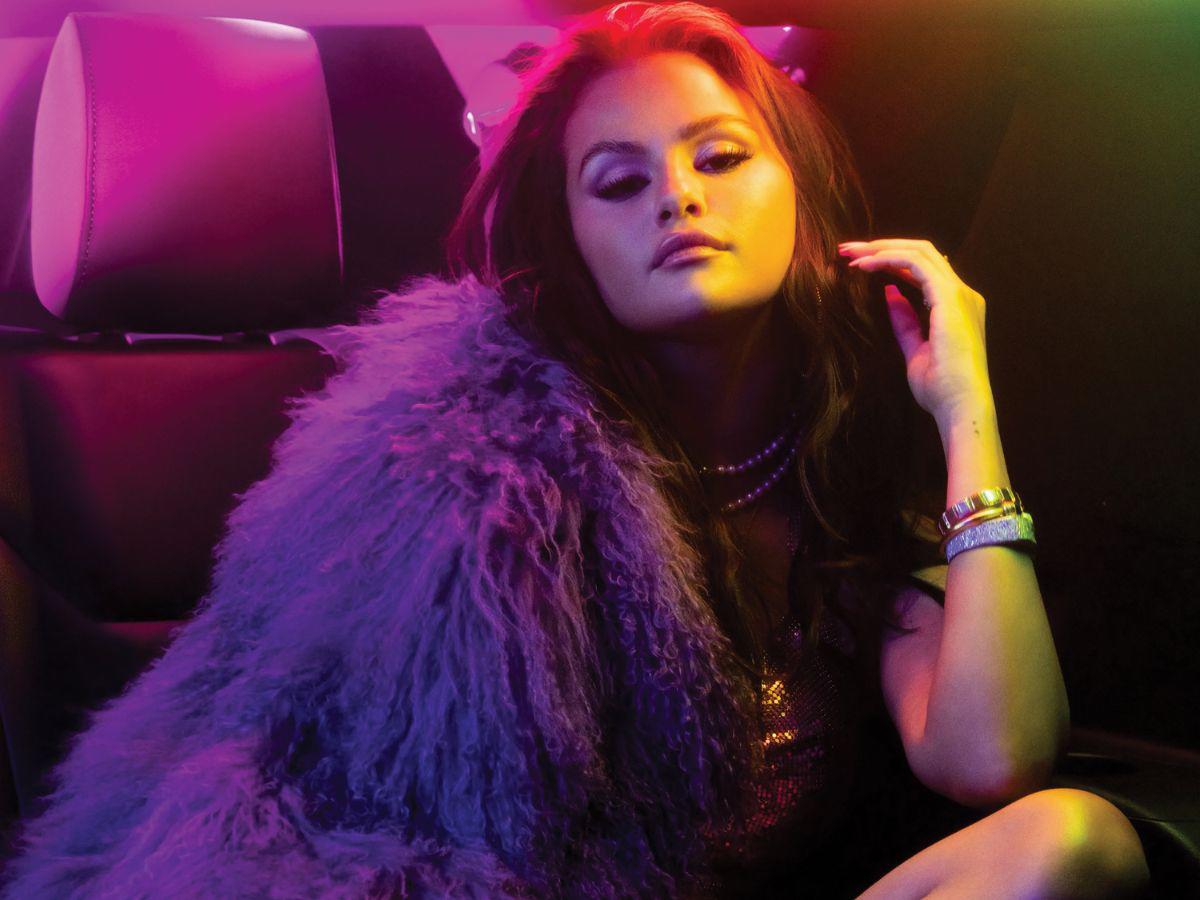 Así luce Selena en las fotografías promocionales de su nueva canción.