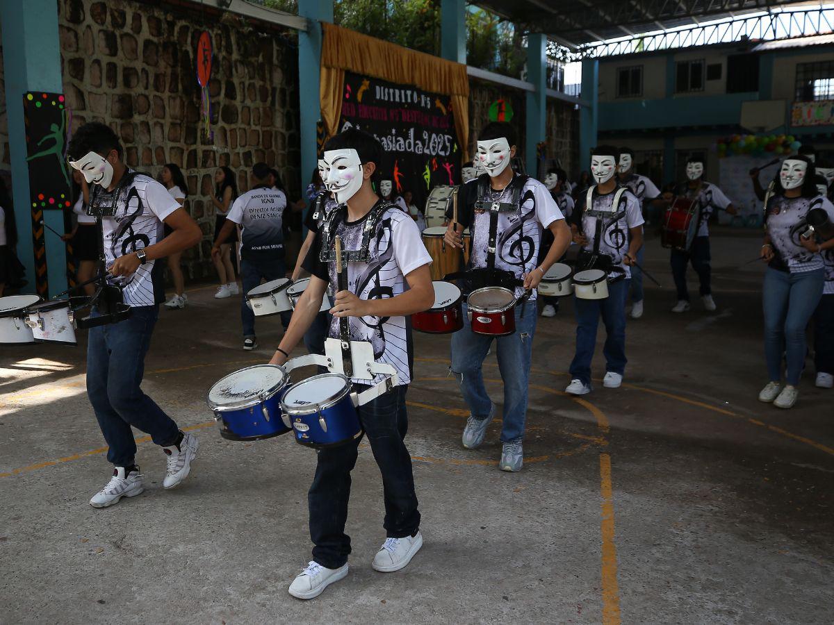 Al ritmo de la salsa: así se robará el show la banda de guerra del Instituto Nimia Baquedano