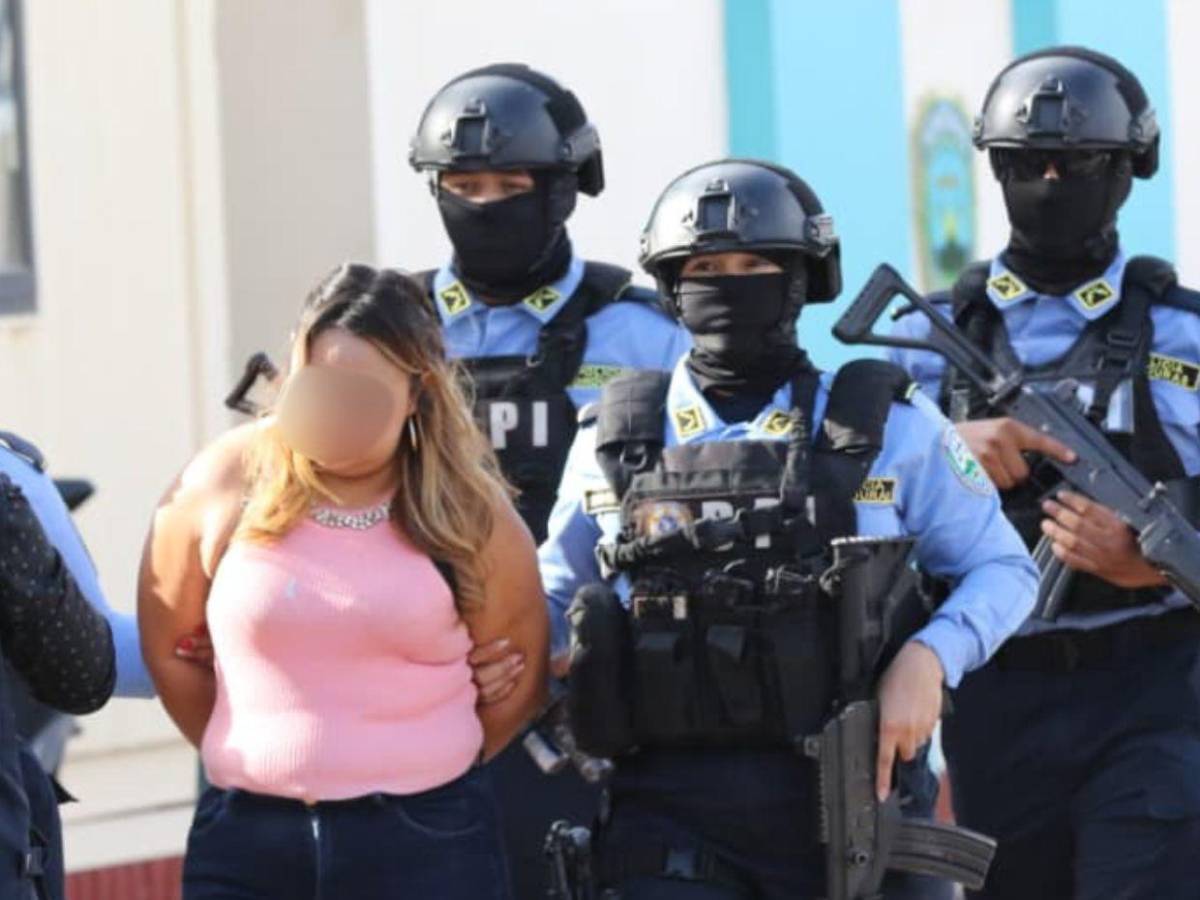 Cae La Santera, presunta pandillera que vigiló y entregó a joven para que lo mataran