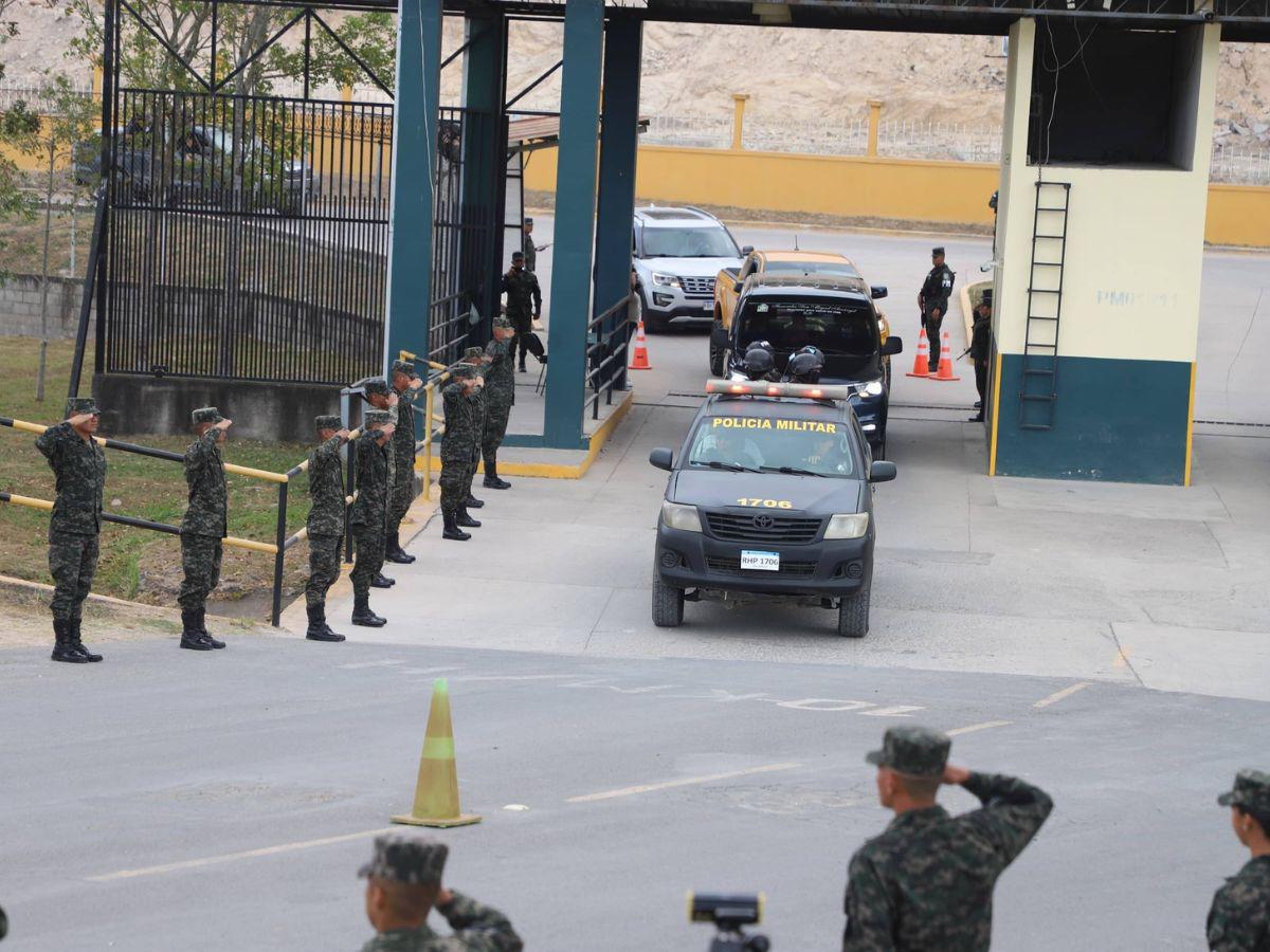 Con honores despiden al militar Álvaro Colindres, acribillado en la Villa Unión