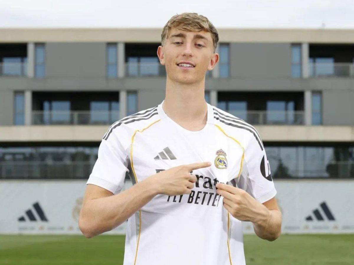 ¿Quién es Dean Huijsen, el defensa más caro fichado por el Real Madrid?