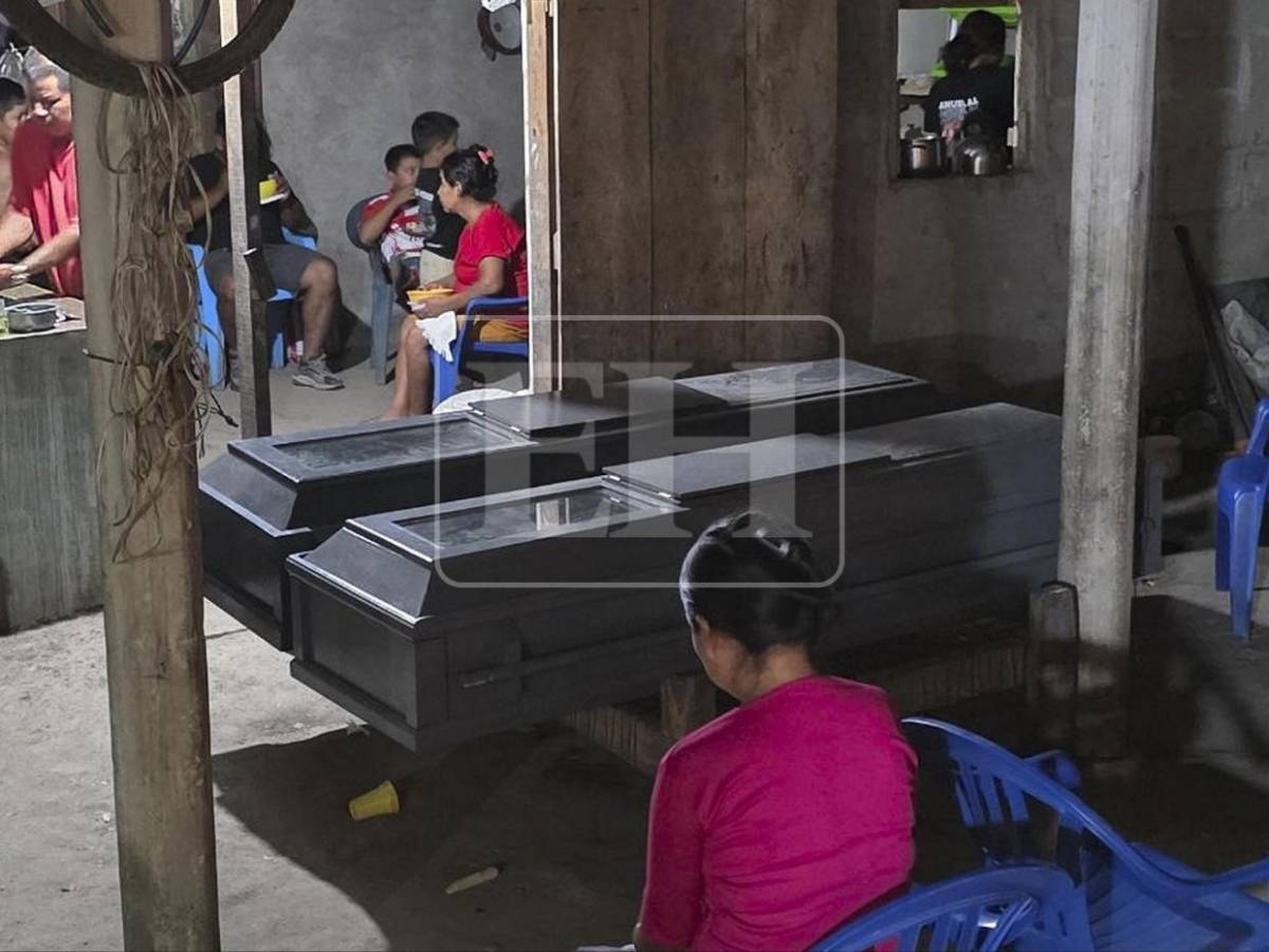Sepultan a las primeras 13 víctimas de masacre en finca de Rigores, Trujillo