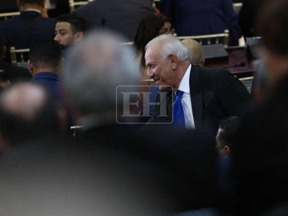 Nueva legislatura arranca en el Congreso con promesas de reforma y austeridad