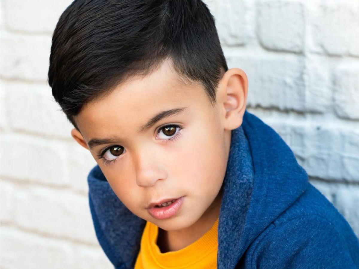 ¿Quién es Lincoln Fox, el pequeño que salió junto a Bad Bunny en el Super Bowl?