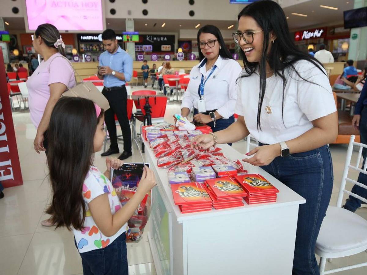 Emoción y sonrisas en entrega de kits para la Vuelta Infantil EL HERALDO 2025