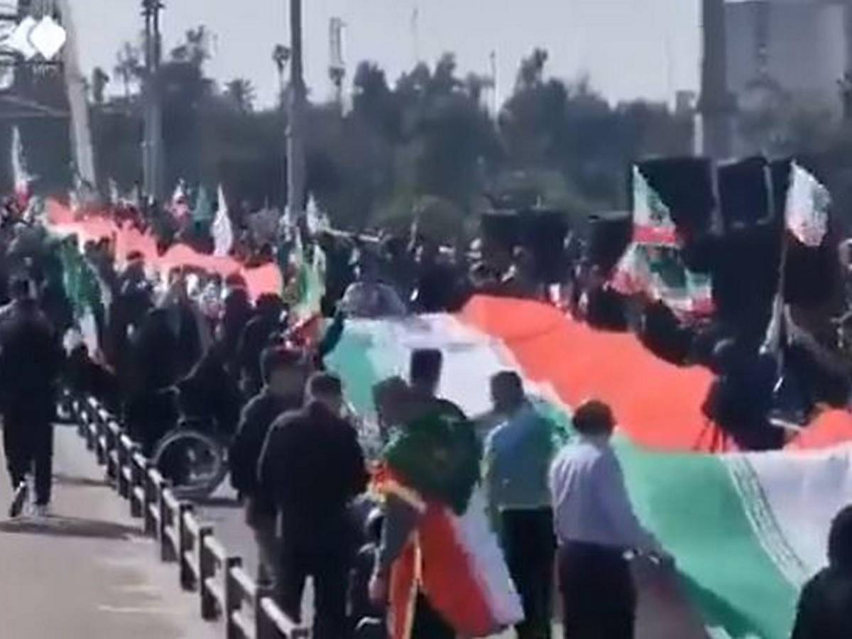 Hasta niños forman cadenas humanas ante amenaza de Trump: morirá toda una civilización