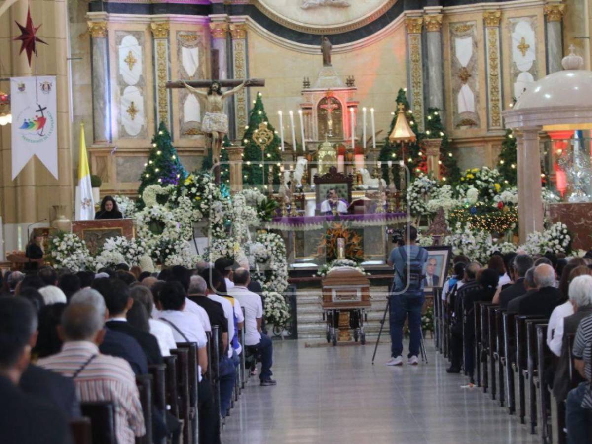 Realizan misa de cuerpo presente en Basílica de Suyapa para despedir a don Emilio Larach