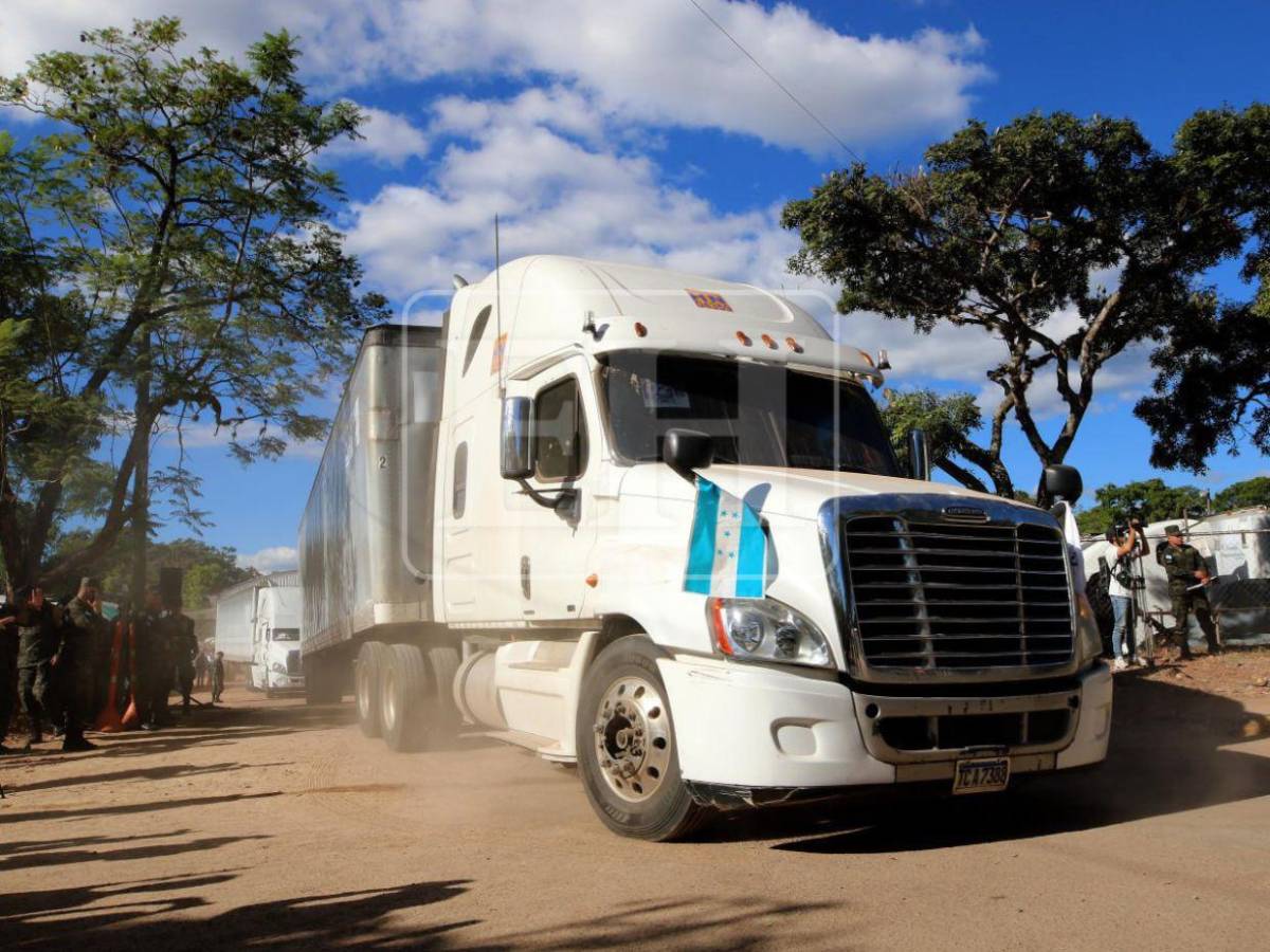 A tiempo y con GPS: así fue el despacho de material electoral