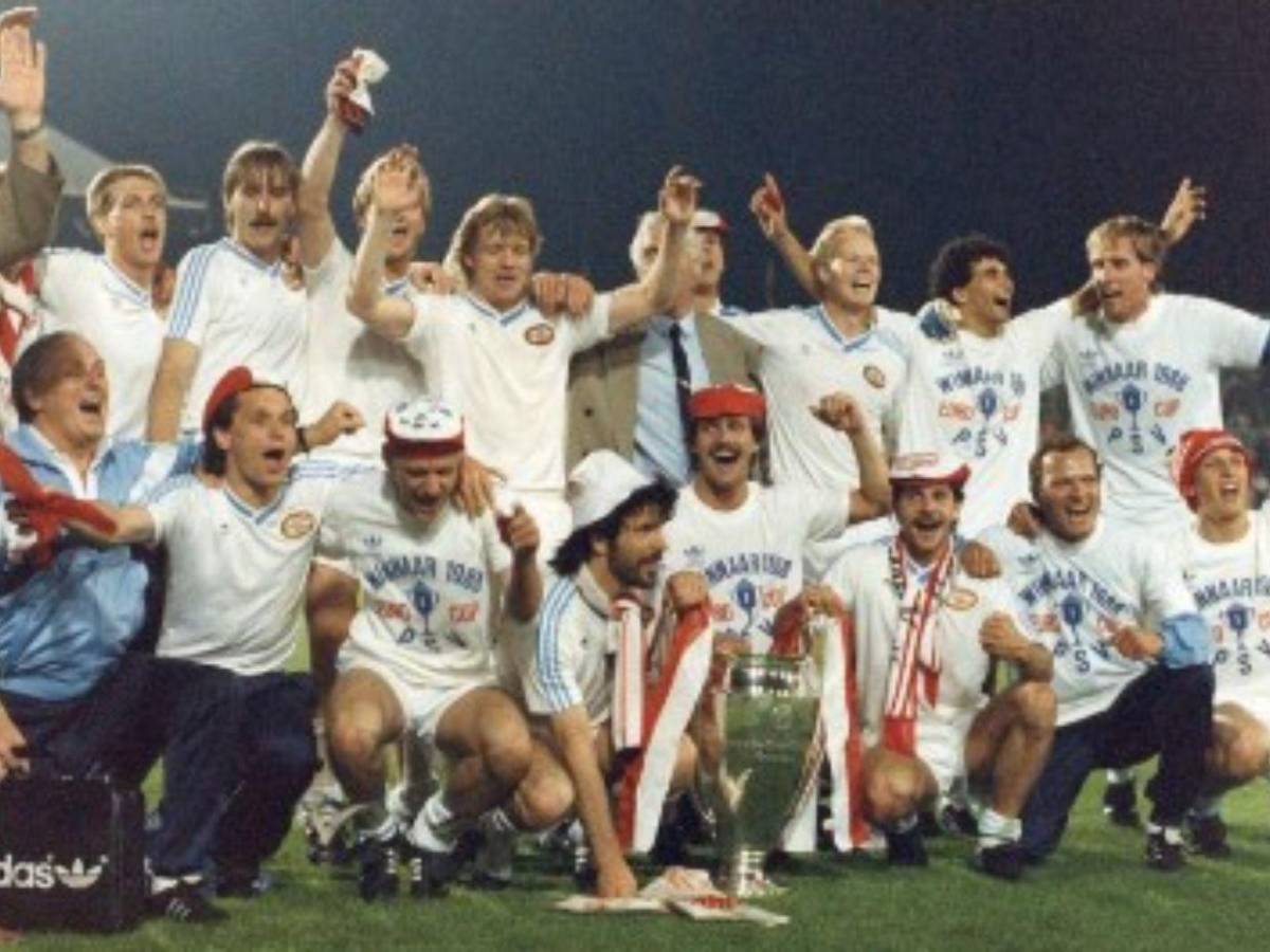 PSG en la lista de equipos que han ganado el triplete de Liga, Copa y Champions League