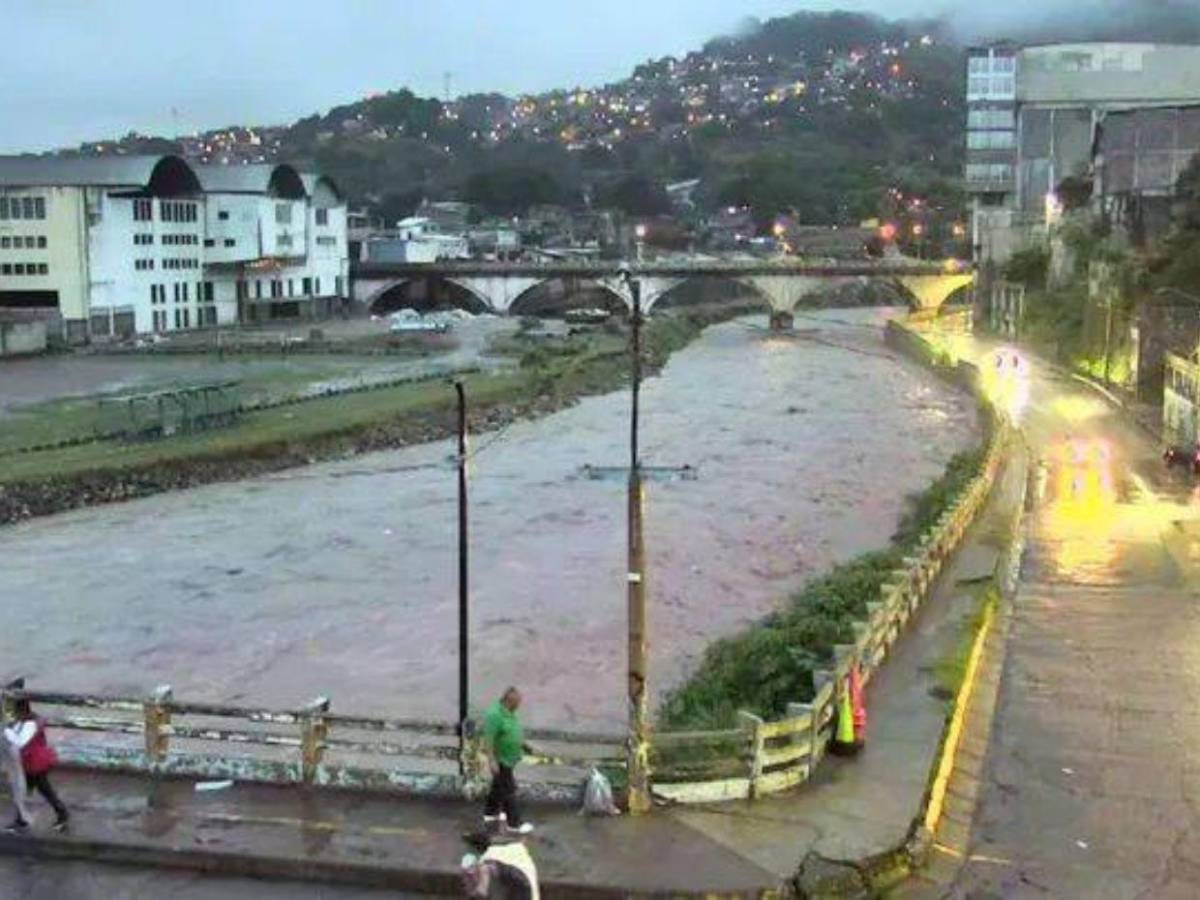 Casas inundadas, varios muertos y calles sin acceso: Honduras en alerta por lluvias