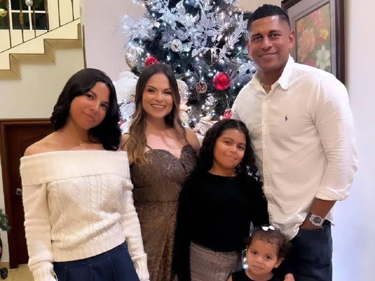 Carlo Costly preocupa a sus seguidores al ser internado en un hospital: ¿Qué tiene?