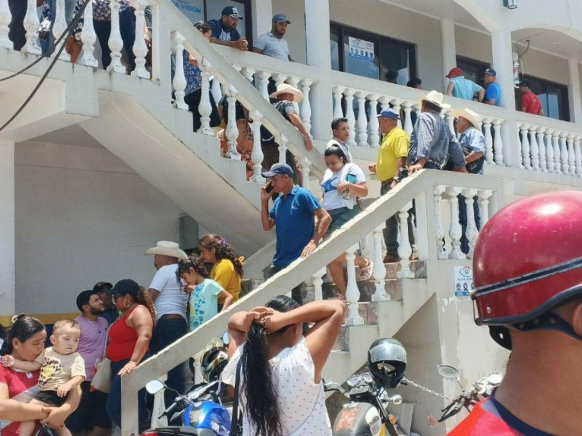 Inversionistas de Koriun en Copán pasan horas sin respuesta ni reembolso