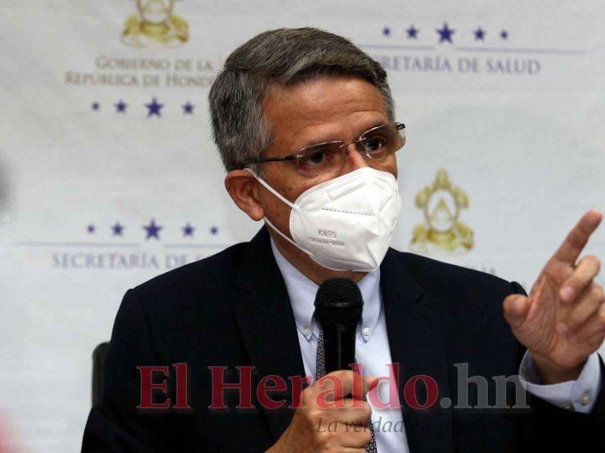 Ministro José Matheu anuncia reapertura de salas en hospitales por repunte