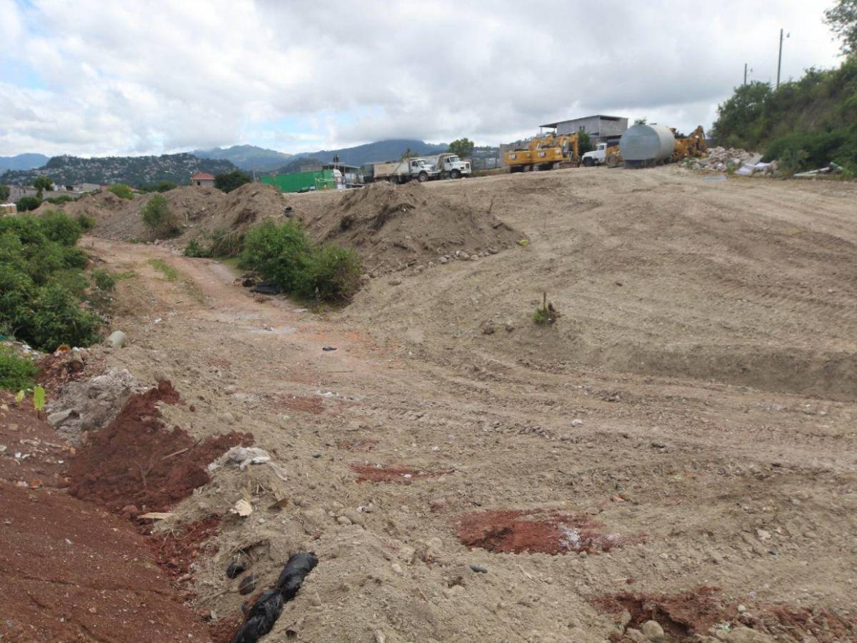 En fotos: lento avance del proyecto de libramiento en la salida al sur
